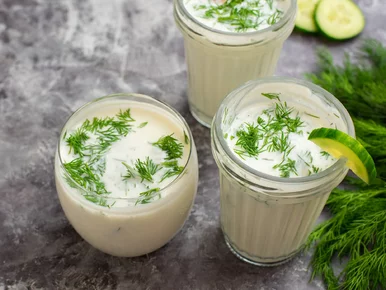 Miniatura: Dla seniorów obowiązkowy. Szklanka...