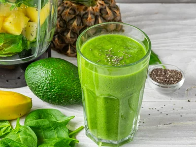 Miniatura: Blenduję kilka składników i mam kolację...