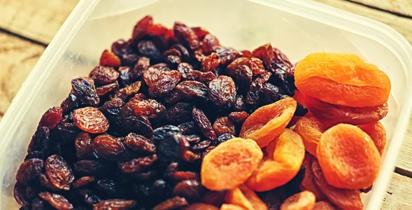 Miniatura: Jak przygotować suszone owoce do potraw?...