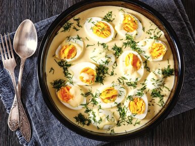 Miniatura: Do jajek dodaję 3 łyżki tego sosu. Znikają...