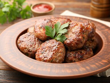 Miniatura: Dodaj ten płyn do mielonych. Będą idealnie...