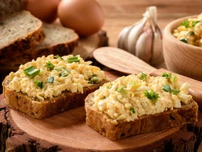 Miniatura: W PRL-u jadło się ją z oszczędności. Dziś...