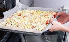 Miniatura: Lubię zrobić rodzinie domową pizzę. Ten...