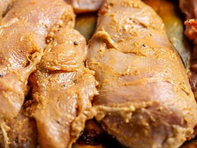 Miniatura: Piersi z kurczaka zawsze wyjdą soczyste....