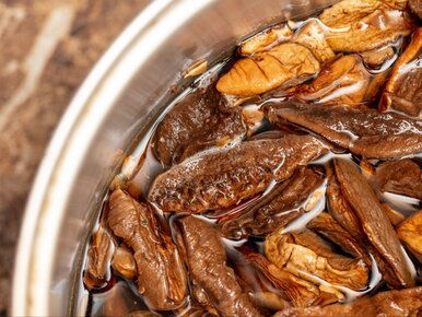 Miniatura: Jak usunąć piasek z suszonych grzybów? Z...