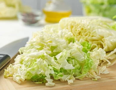Miniatura: Surówkę z kapusty pekińskiej robię z...