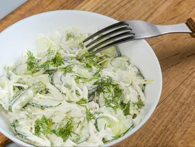 Miniatura: Nie robię już mizerii ani coleslawa. Ta...