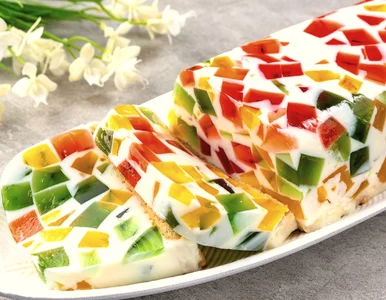 Miniatura: Ten deser wygląda jak potłuczone szkło....