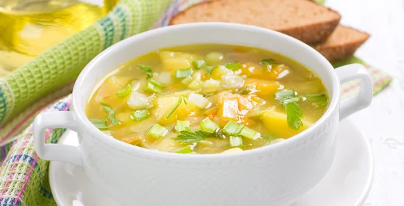 Miniatura: Do zwykłej jarzynowej dorzucam te zielone...