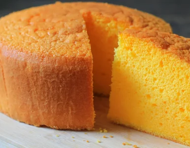 Miniatura: Ten biszkopt wychodzi puszysty i pełen...