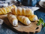 Miniatura: Chrupiące rurki z bitą śmietaną. Robię je...