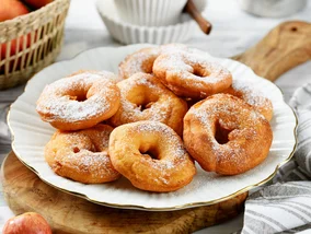 Miniatura: Zamiast serowych oponek i racuchów smażę...