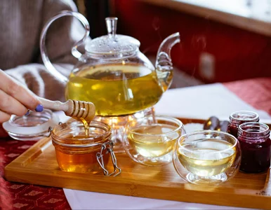 Miniatura: Od lat powtarzano, że gorąca herbata...