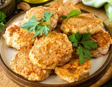 Miniatura: Biją mielone na głowę, a nie mają ani...