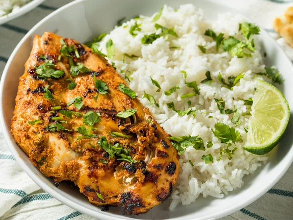 Miniatura: Nie obtaczają w bułce. Ta pierś z kurczaka...