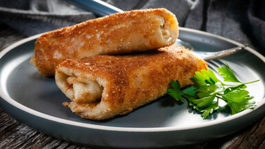 Miniatura: Ten prosty farsz z ciągnącym się serem...