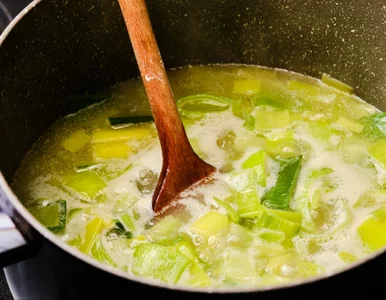 Miniatura: Ta prosta, tania zupa wygrywa u mnie z...