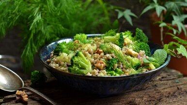 Miniatura: Tak robię zieloną sałatkę na kolację. Jest...