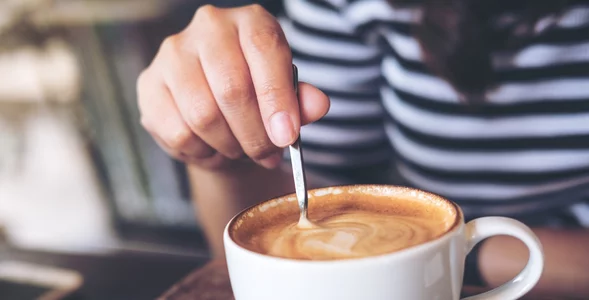 Miniatura: Dodaję do kawy zamiast cukru. 1 łyżeczka...