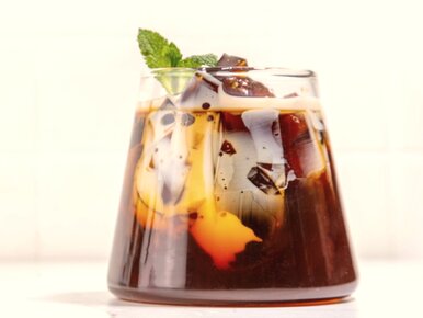 Miniatura: Zamiast kawy robię to w szklance. Budzi...