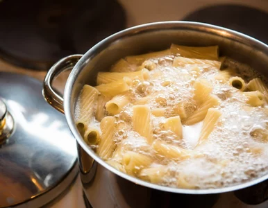 Miniatura: Ten błąd przy gotowaniu makaronu robi...