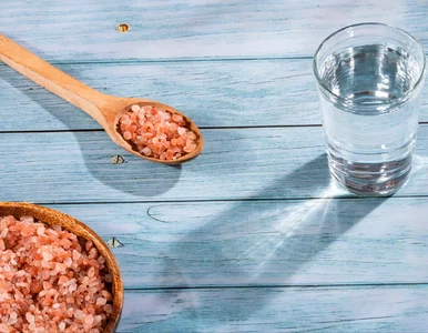 Miniatura: Wsyp szczyptę do ciepłej wody i poczekaj...