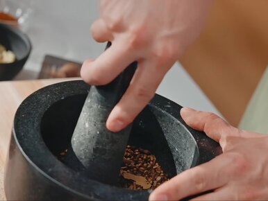 Miniatura: W czasach PRL-u pachniało nim w każdym...