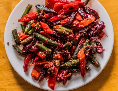 Miniatura: Z kilku warzyw robię obłędną sałatkę....