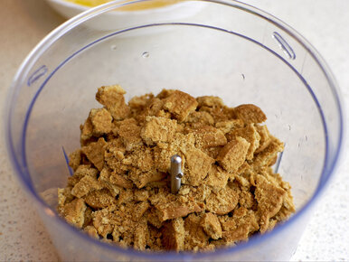 Miniatura: Zmiksowane ciastka i krem zamieniłem w...