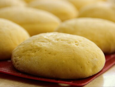 Miniatura: Zastępują bułki i kluski. Te pampuchy są...