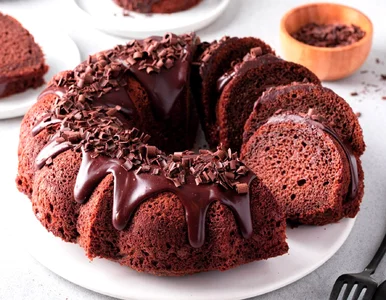 Miniatura: Nawet nie wyciągam miksera. Babka wychodzi...