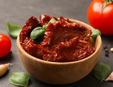 Miniatura: Biorę słoik suszonych pomidorów i robię z...