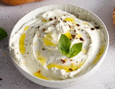 Miniatura: Twarożek mieszam z prostymi dodatkami....