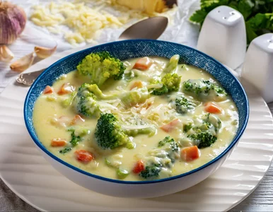 Miniatura: Krem idzie w odstawkę. Brokuł gotuję teraz...