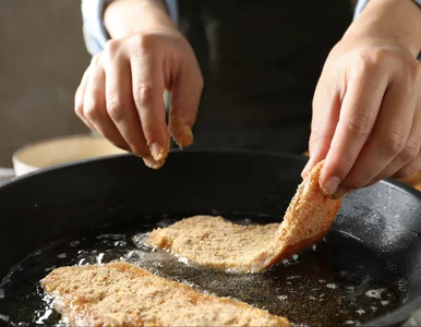 Miniatura: Do panierki do schabowych dorzucam jeden...