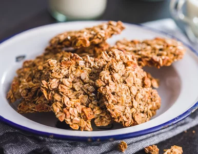 Miniatura: Zwykłe płatki zamieniam w chrupiące...
