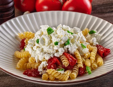 Miniatura: Biorę serek wiejski i mieszam z gorącym...