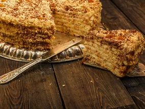 Miniatura: Legendarny tort Napoleona bez pieczenia....