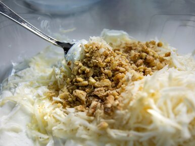 Miniatura: Ścieram korzeń i dorzucam dwa dodatki. Ta...