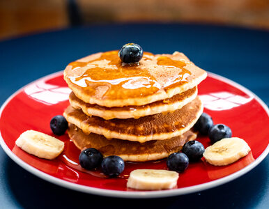 Puszyste pancakes na weekendowe śniadanie – przepis Magdy Gessler