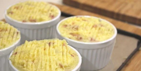 Miniatura: Podsmażam mięso i przykrywam je...