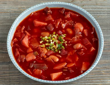 Miniatura: Mało kto dodaje to do zupy buraczkowej....