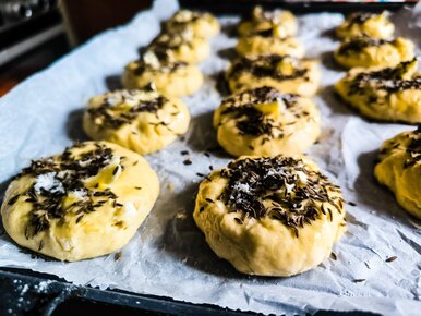 Miniatura: Bułeczki tak dobre, że można je jeść bez...