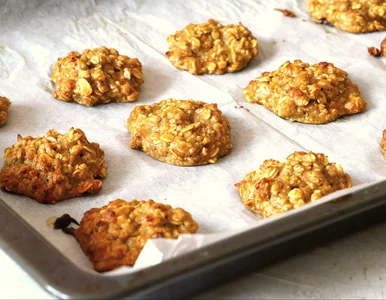 Miniatura: Zdrowe ciasteczka z 3 składników. Piekę...