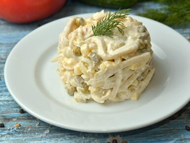 Miniatura: Do ziemniaczanej dorzucam jedno...