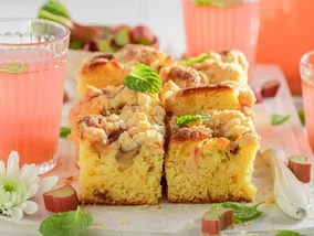 Miniatura: To ciasto drożdżowe z rabarbarem robię co...