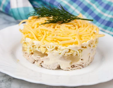 Miniatura: Bije na głowę jarzynową, gyros też się...