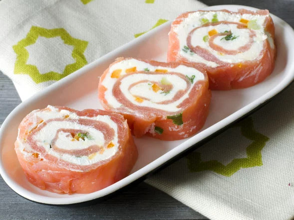 Miniatura: Elegancka rolada na świąteczną przystawkę....