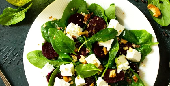 Miniatura: Lekka sałatka z gotowanym burakiem....