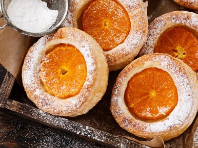 Miniatura: Weź gotowe ciasto i dwie mandarynki....